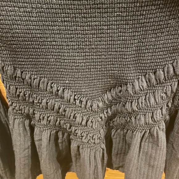 Jonathan Simkai Black Long Sleeve gorgeous top. Size small. Never worn, no tags - Picture 8 of 11